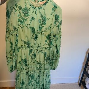 Ivy City Co Green Floral Maxi Dress